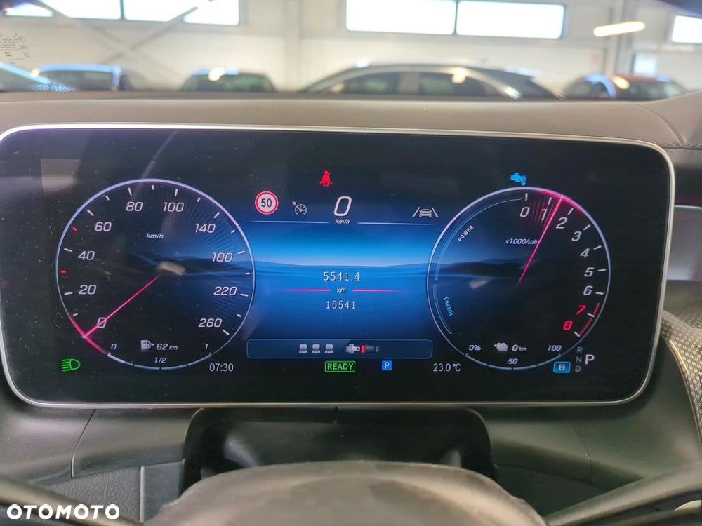 Mercedes-Benz GLC 300 e PHEV 4-Matic AMG Line - 10