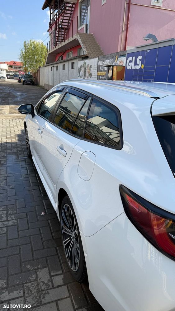 Toyota Corolla 2.0 HSD Exclusive Plus GR Sport Bi-Tone - 21