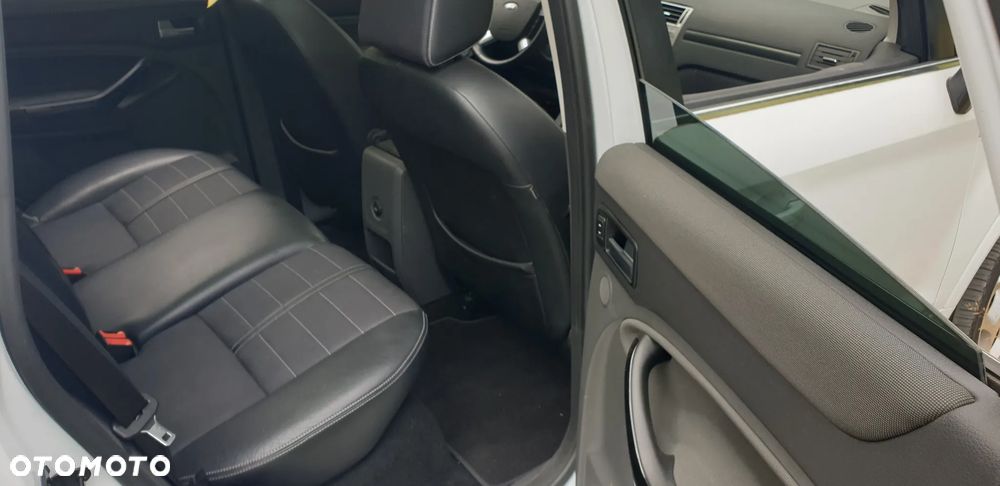 Ford Kuga 2.0 TDCi 4x4 Individual - 17