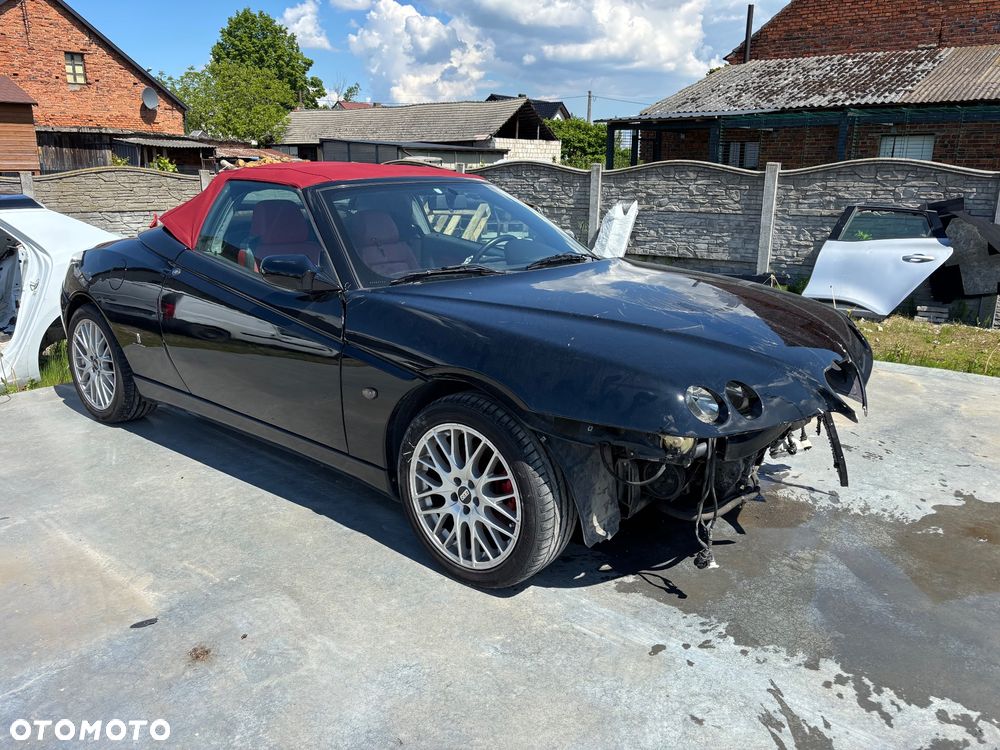 Alfa Romeo Spider 3.0 V6 - 1