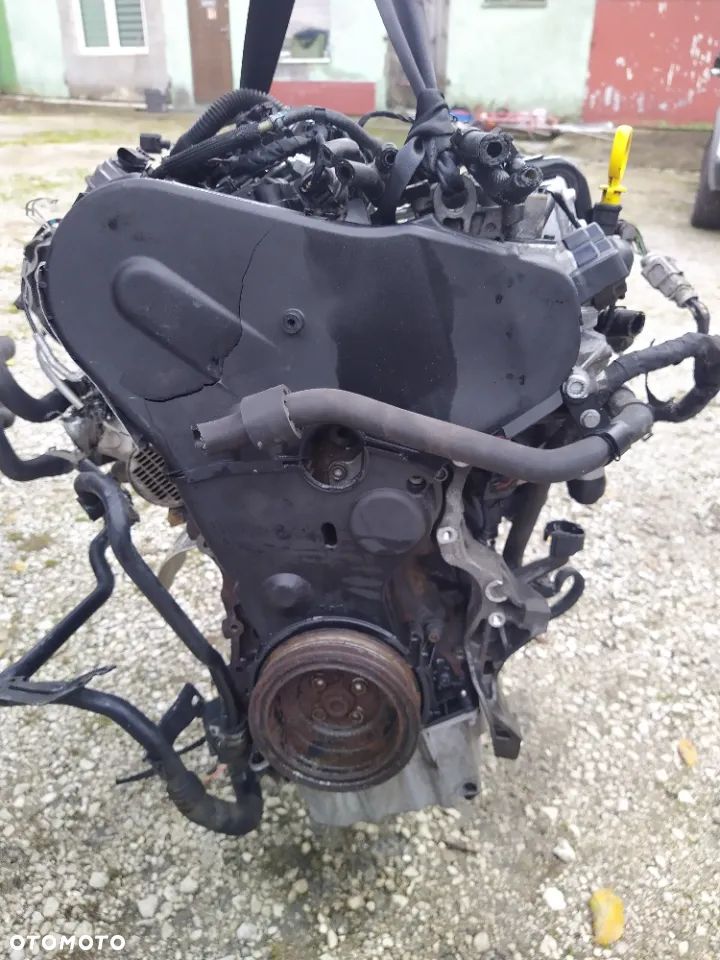 Silnik  VW skoda 1.6 tdi DDY 90 tyś km - 4