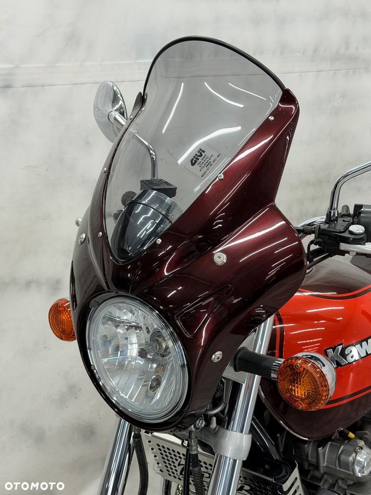 Kawasaki Zephyr - 24