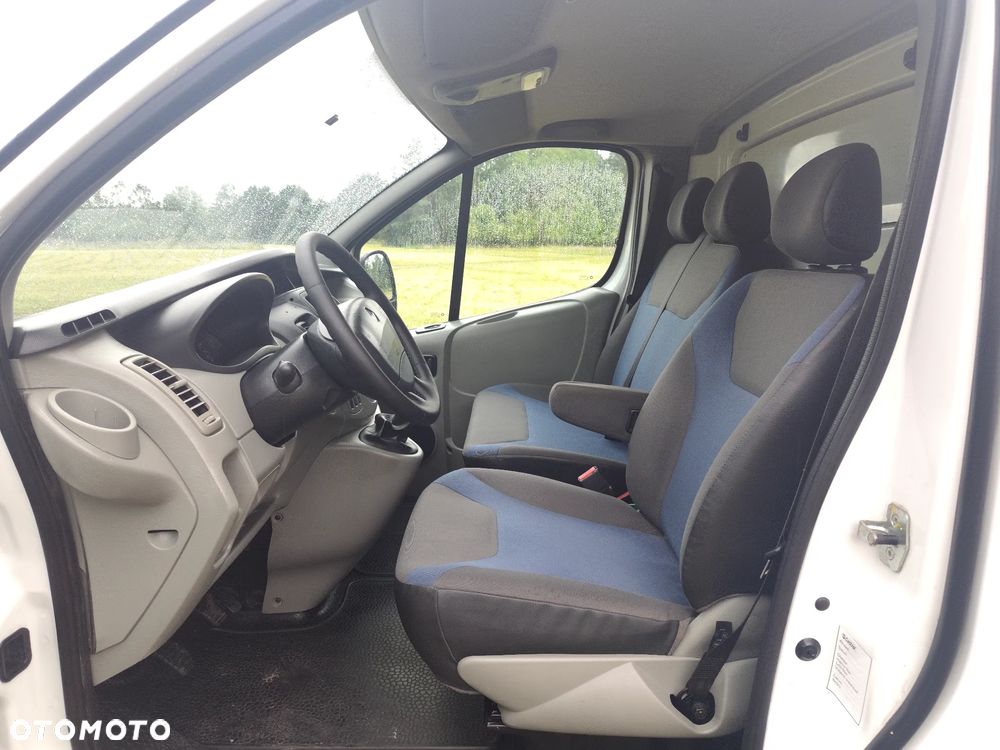 Renault Trafic - 19