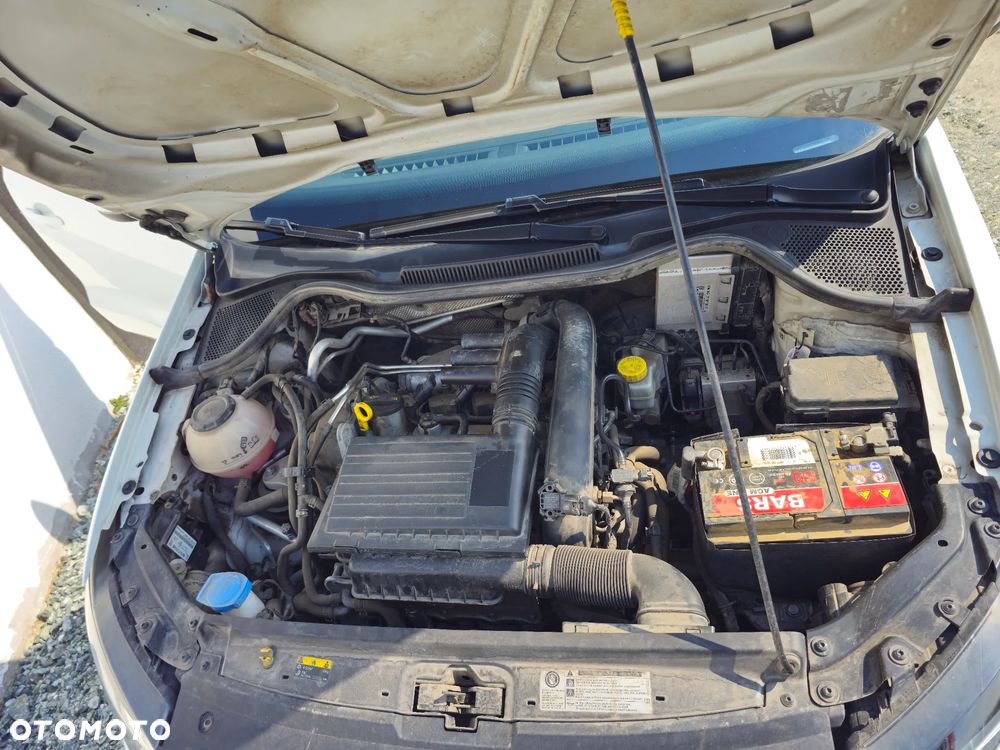 Volkswagen Polo - 10