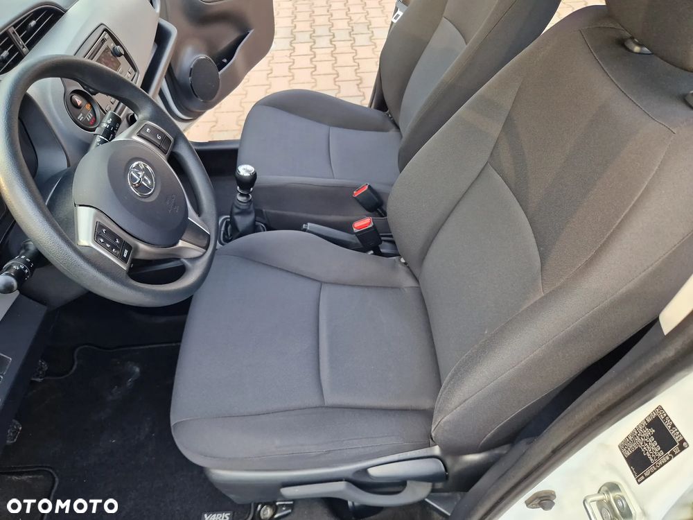 Toyota Yaris 1.5 Active - 21