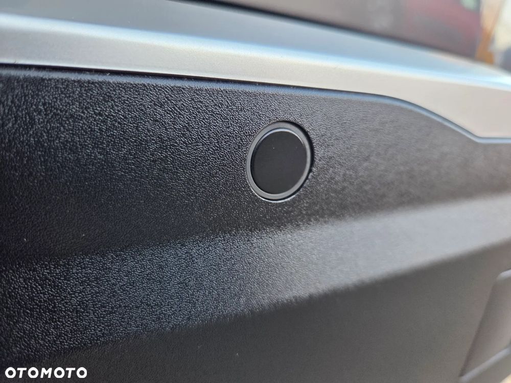 Peugeot 2008 PureTech 130 Allure - 22