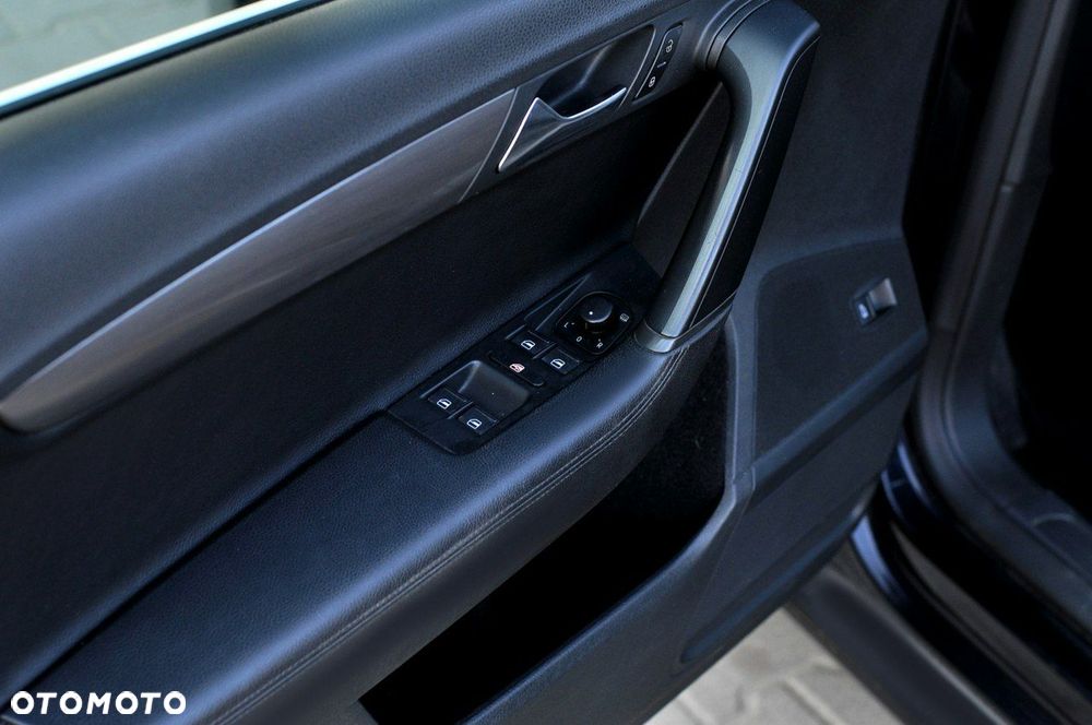 Volkswagen Passat Variant - 13