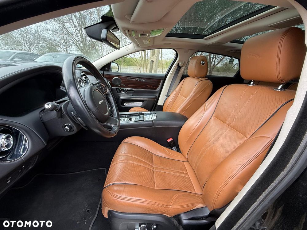 Jaguar XJ 3.0 D V6 LWB Portfolio - 7