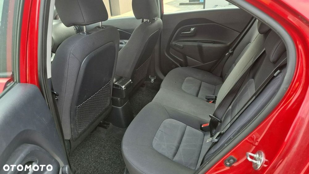 Kia Rio 1.4 crdi Business Line - 16