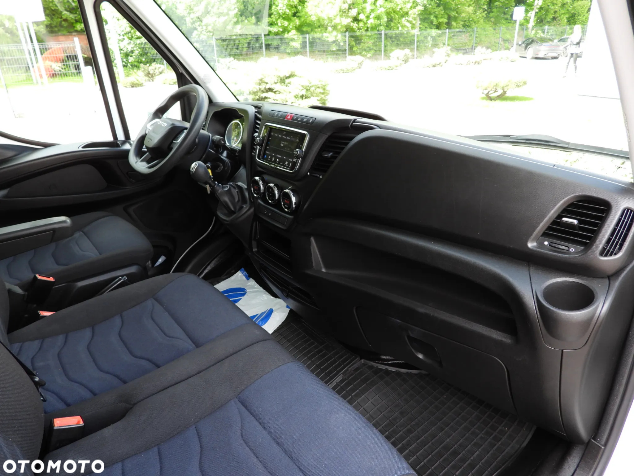 Iveco DAILY 35C16 KONTENER WINDA 8 PALET TEMPOMAT BLIŹNIACZE KOŁA KLIMATYZACJA 160KM [ 654837 ] - 40