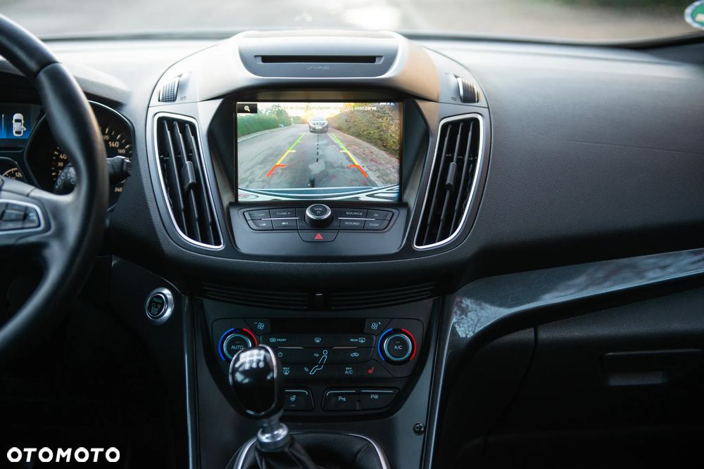 Ford C-MAX Diesel Titanium - 32