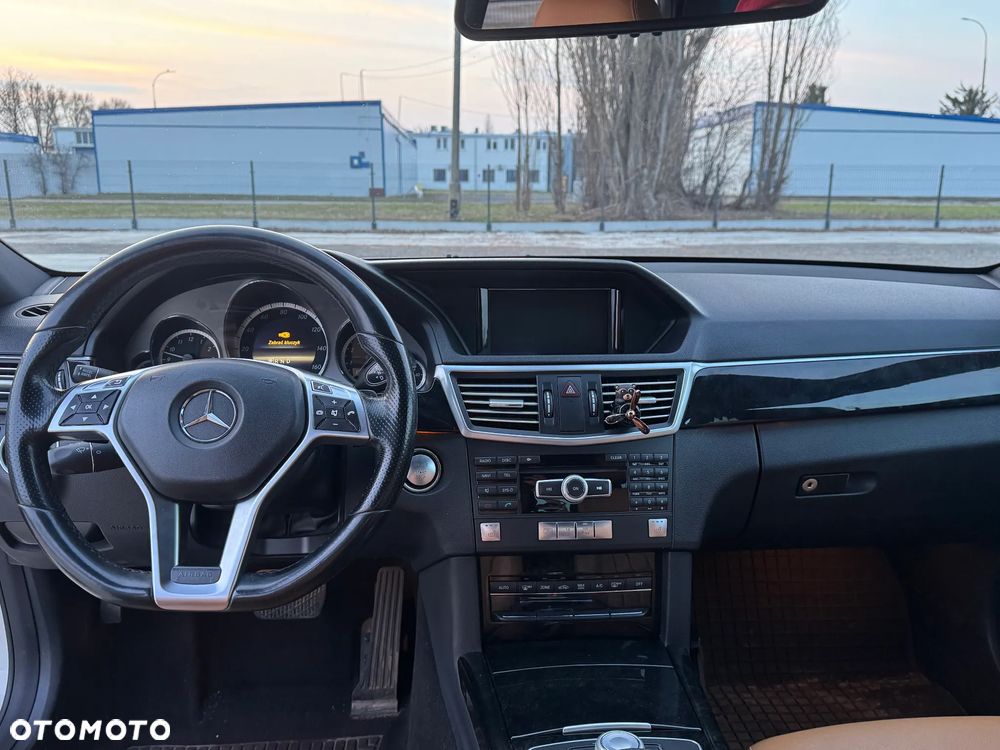 Mercedes-Benz Klasa E 350 BlueEFFICIENCY 7G-TRONIC Avantgarde - 8