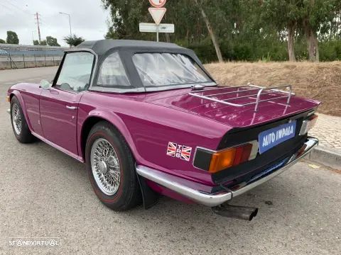 Triumph TR6 - 7