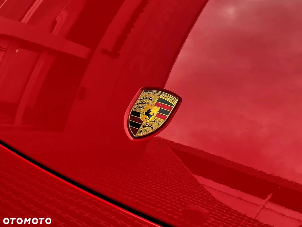 Porsche 911 - 16