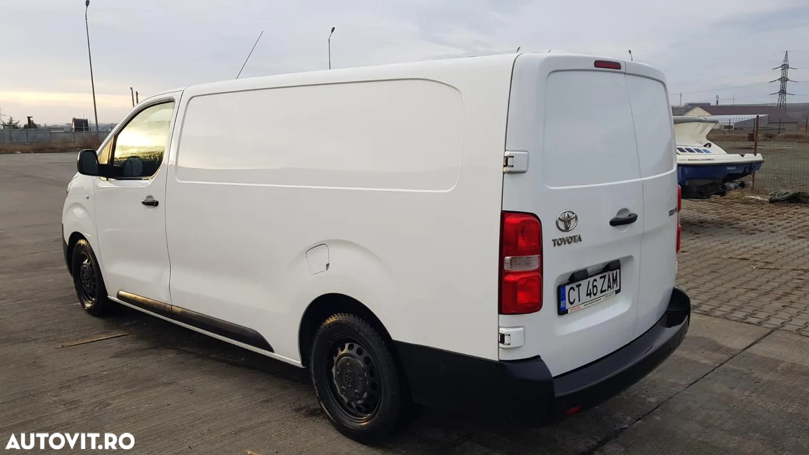 Toyota Proace Verso 1.5 D-4D 102CP 8+1 Base Compact - 9