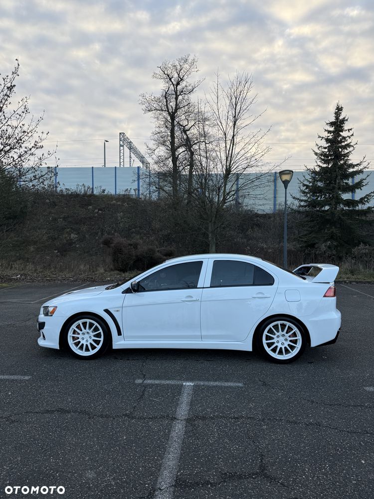 Mitsubishi Lancer Evolution - 5