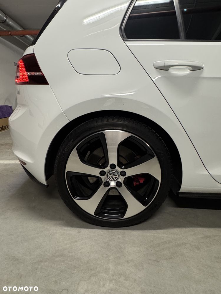 Volkswagen Golf 2.0 TSI BMT GTI Performance DSG - 18