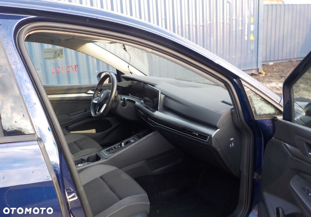 Volkswagen Golf - 21