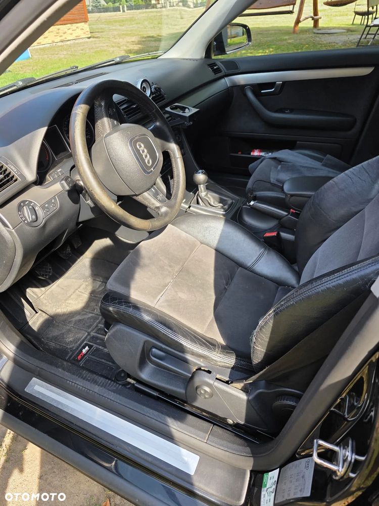 Audi A4 Avant - 4