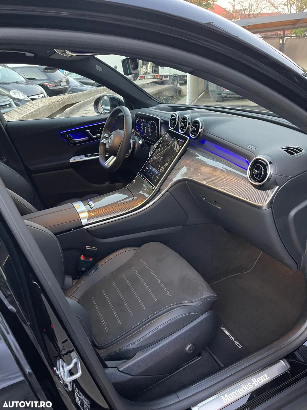 Mercedes-Benz GLC 220 d 4MATIC MHEV - 12