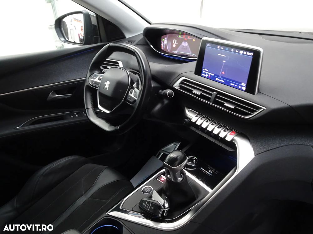 Peugeot 3008 PureTech 130 Stop & Start Crossway - 5