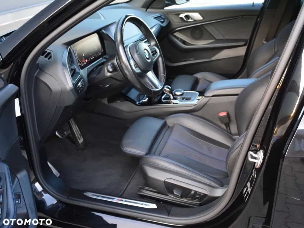 BMW Seria 1 118i M Sport - 19