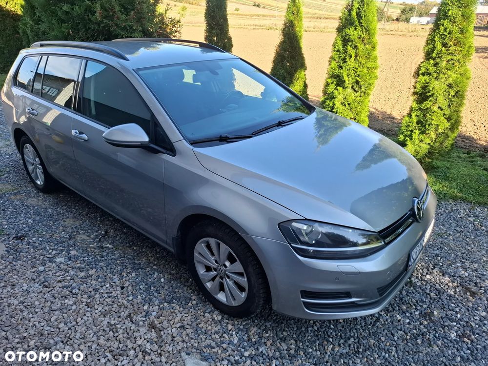 Volkswagen Golf - 2