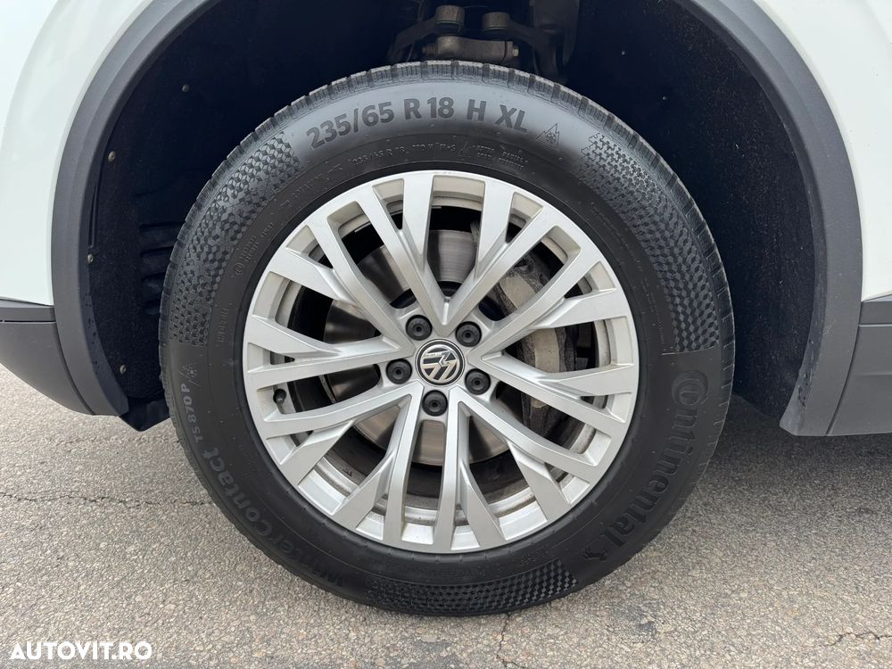 Volkswagen Touareg 3.0 V6 TDI 4Motion DPF Automatik - 24