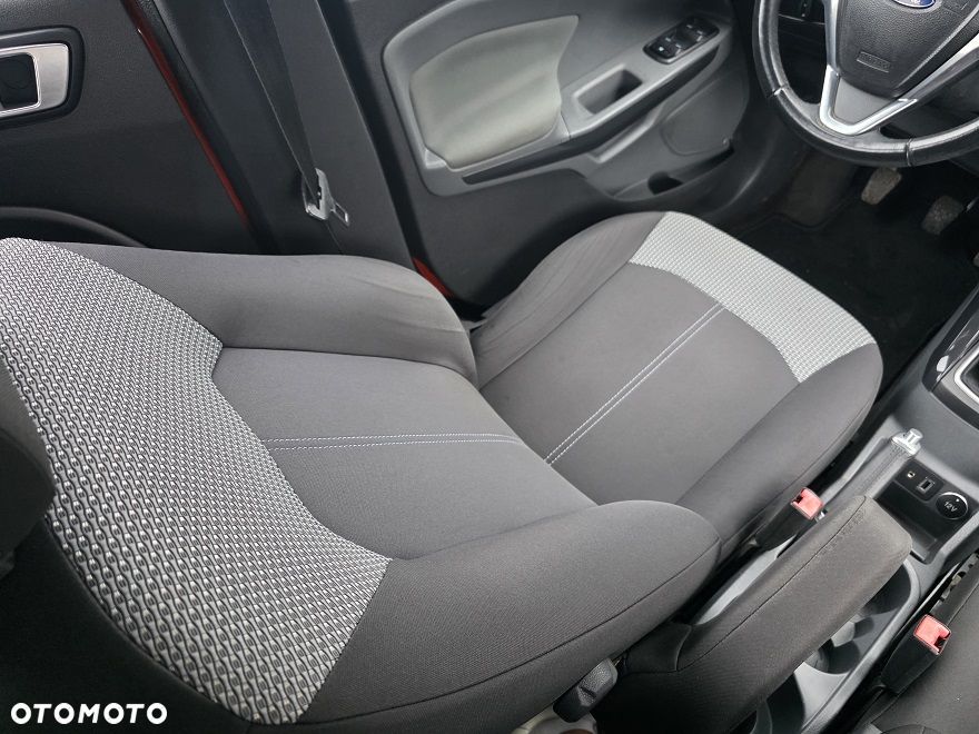 Ford EcoSport 1.0 EcoBoost TITANIUM - 24