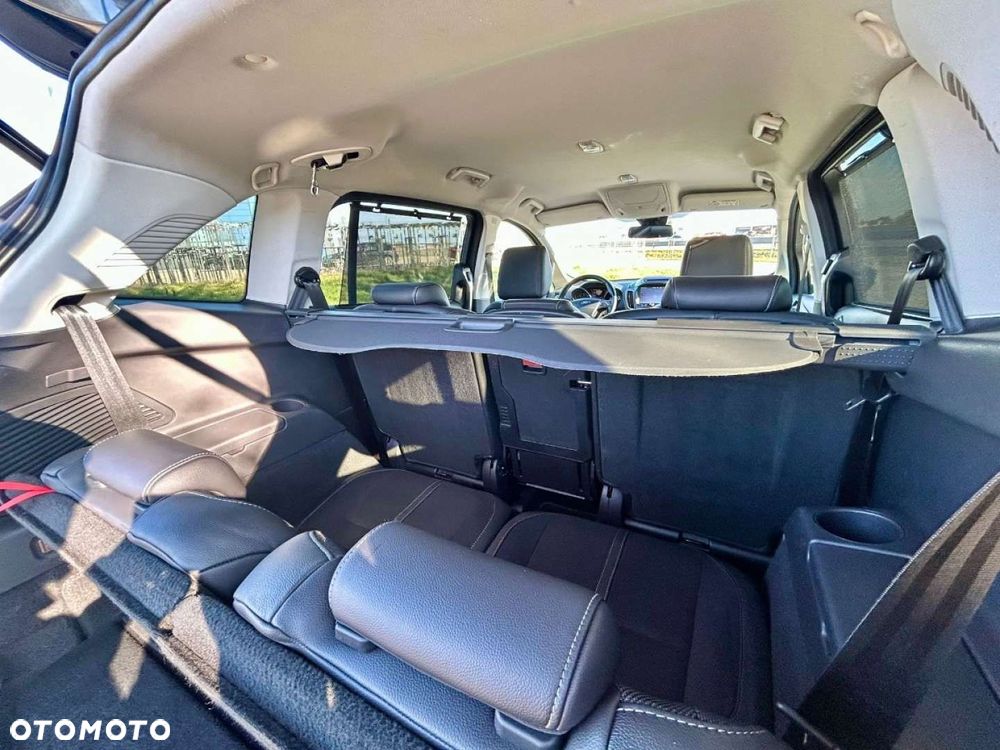 Ford Grand C-MAX - 34