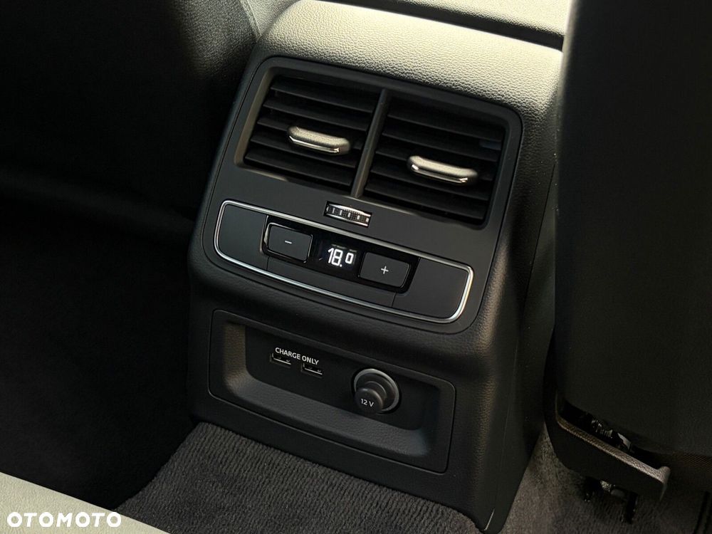 Audi A4 Avant 40 TDI mHEV Quattro S Line S tronic - 15