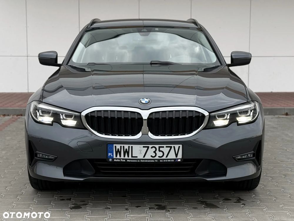 BMW Seria 3 318d Touring Advantage - 6