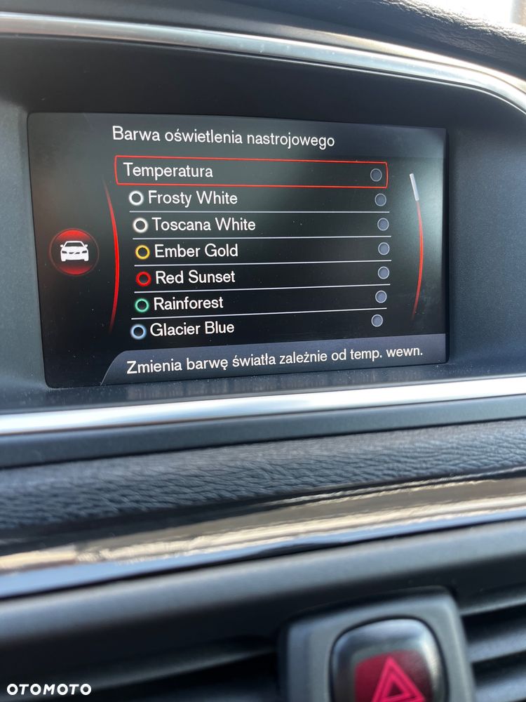 Volvo V40 D2 R Design - 14