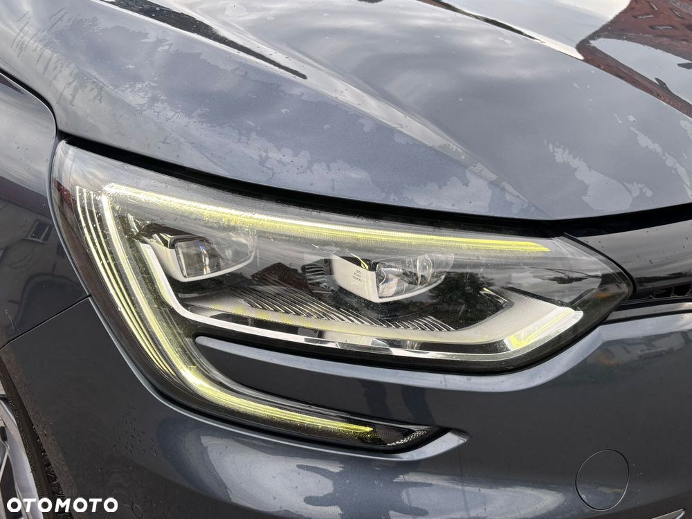 Renault Megane ENERGY TCe 205 EDC GT - 12