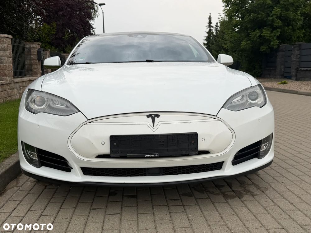 Tesla Model S 70D Allradantrieb - 21