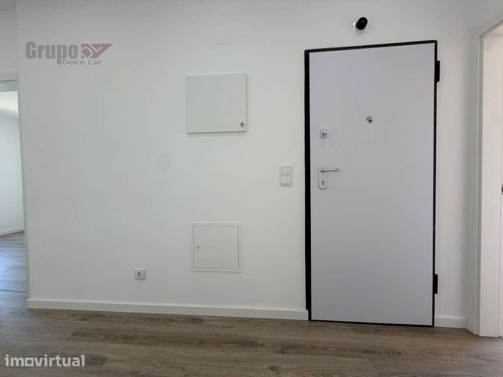 T2 Totalmente Remodelado com Toque Contemporâneo e Muita Luz - Barr... - Grande imagem: 2/38