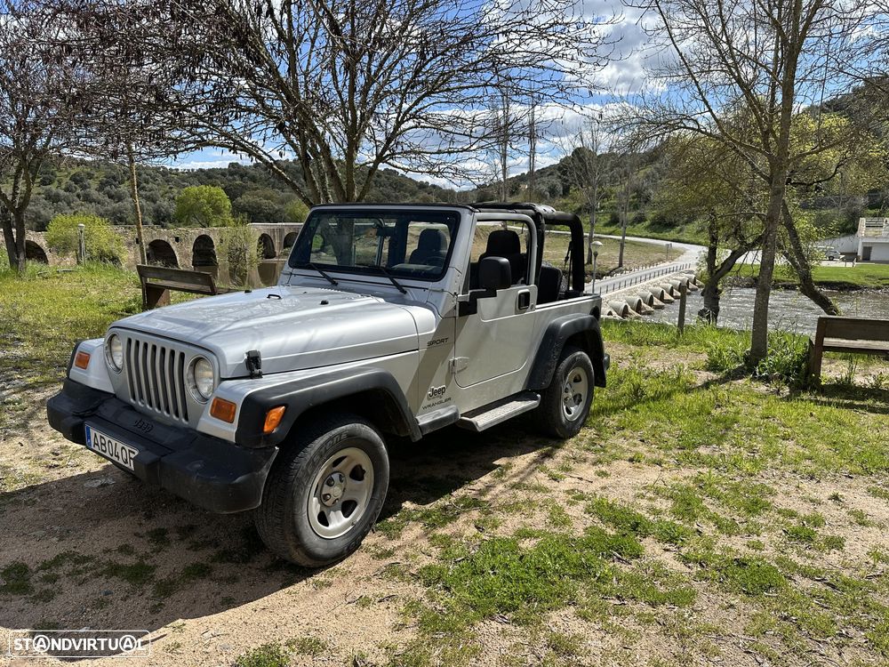 Jeep Wrangler - 1