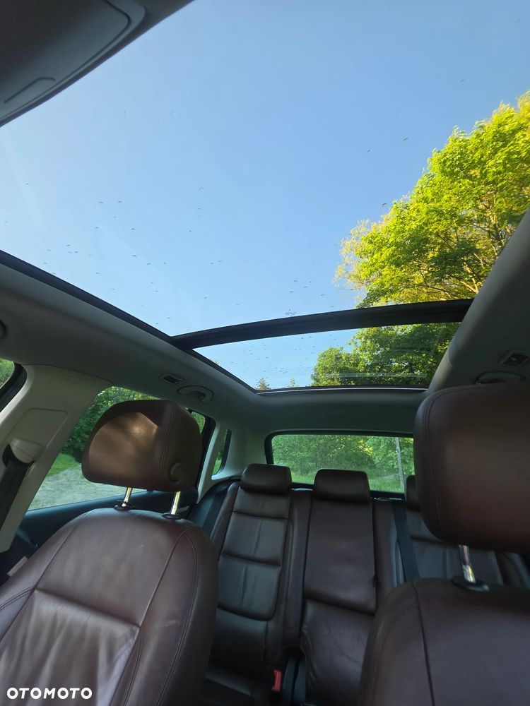 Volkswagen Tiguan - 8