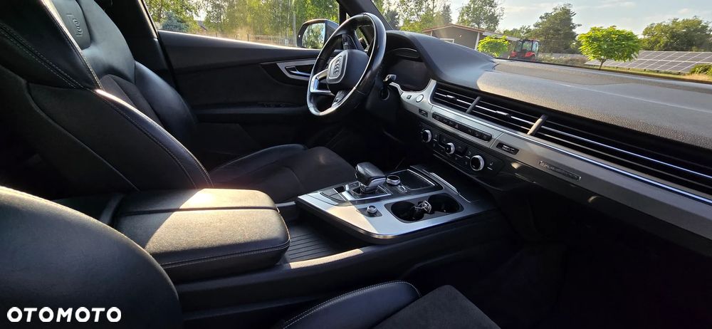 Audi Q7 - 13