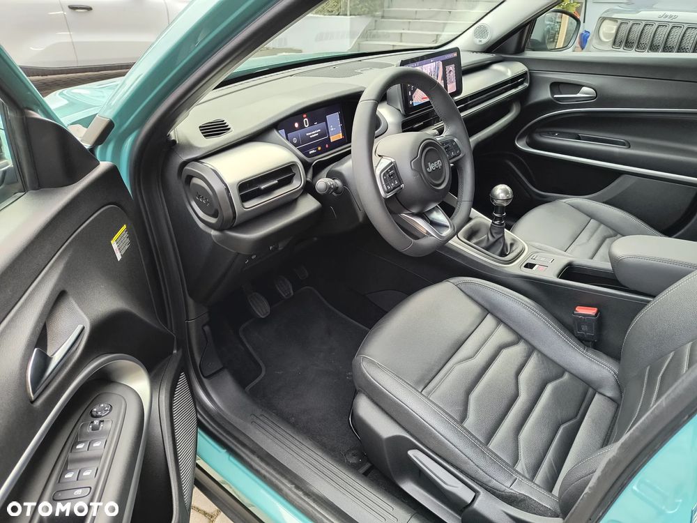 Jeep Avenger 1.2 GSE T3 Altitude FWD - 8