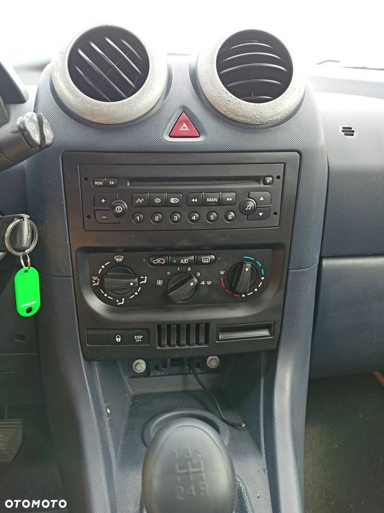 Peugeot 1007 - 11