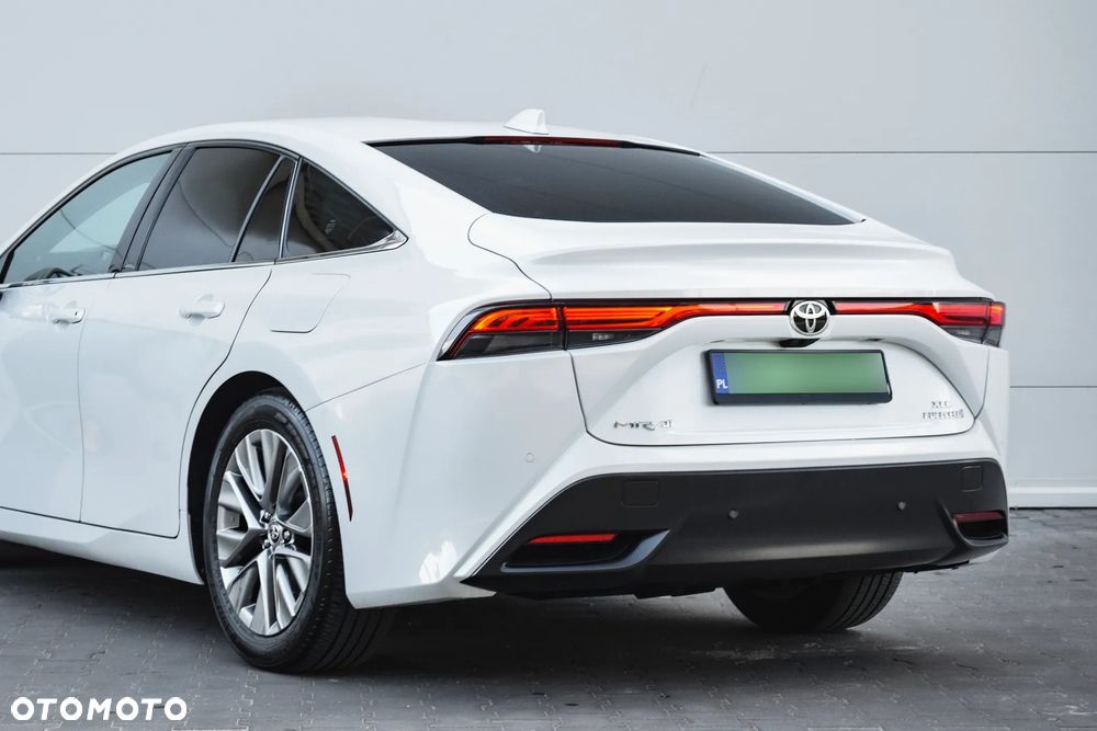 Toyota Mirai - 12