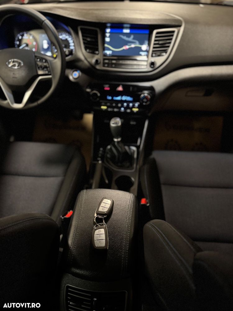 Hyundai Tucson blue 1.7 CRDi 2WD Style - 13