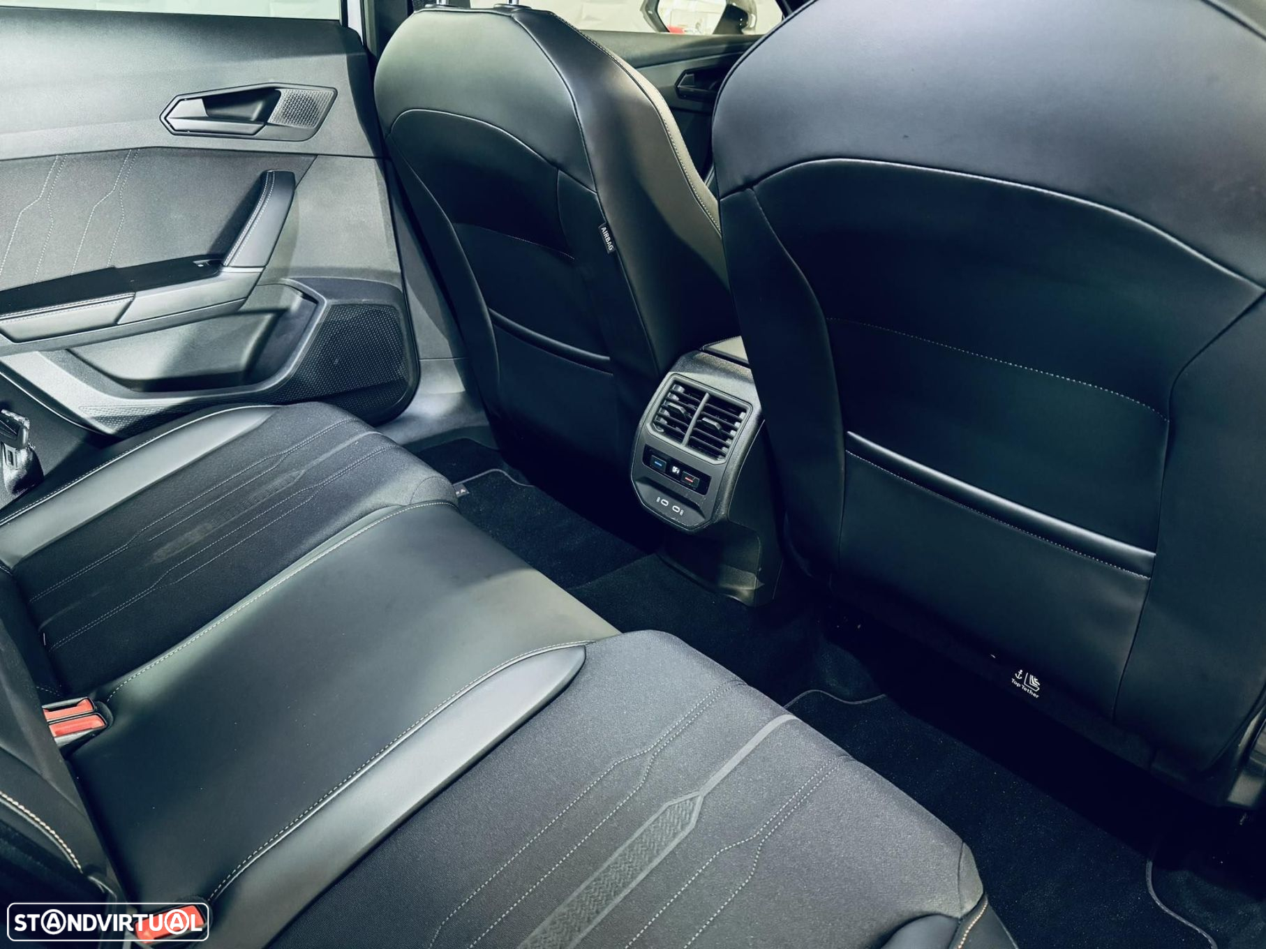 Cupra Formentor 1.4 e-Hybrid DSG - 24