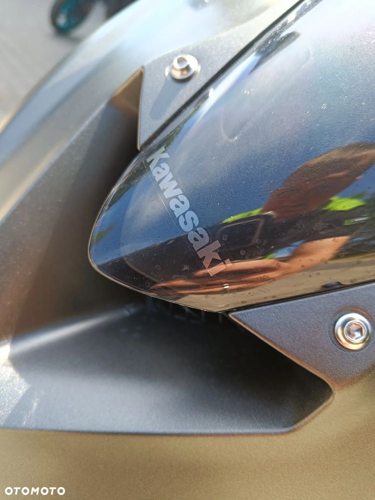 Kawasaki ZX - 16