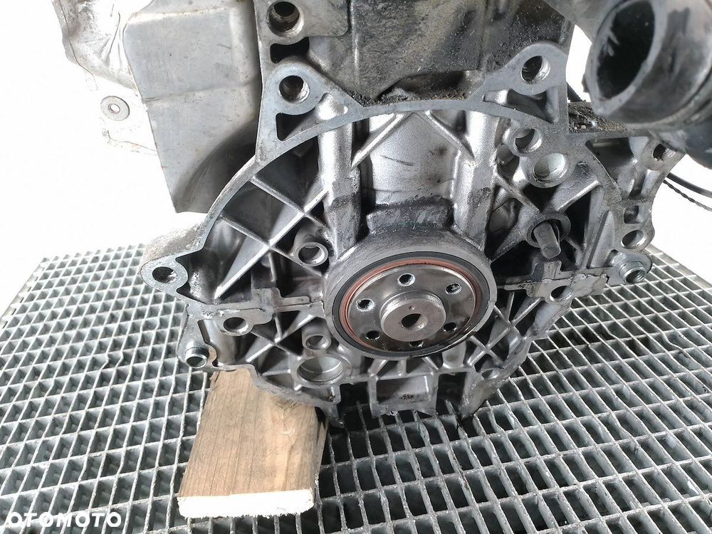 SILNIK SKODA FABIA I AWY 1.2 6V - 3