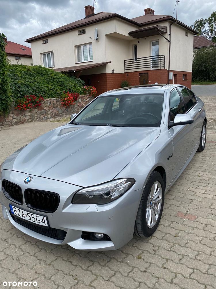 BMW Seria 5 528i xDrive - 12