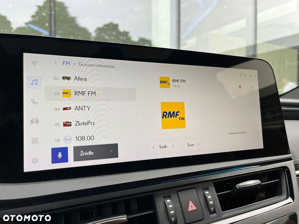 Lexus ES 300h Business Edition - 19