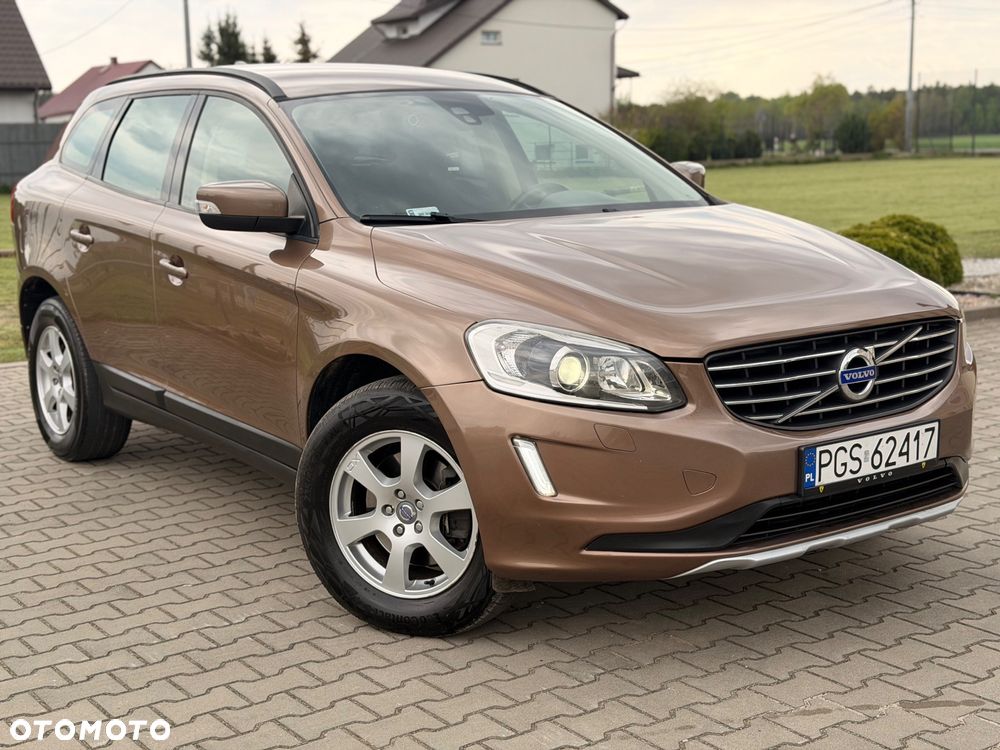 Volvo XC 60 D5 AWD Momentum - 22