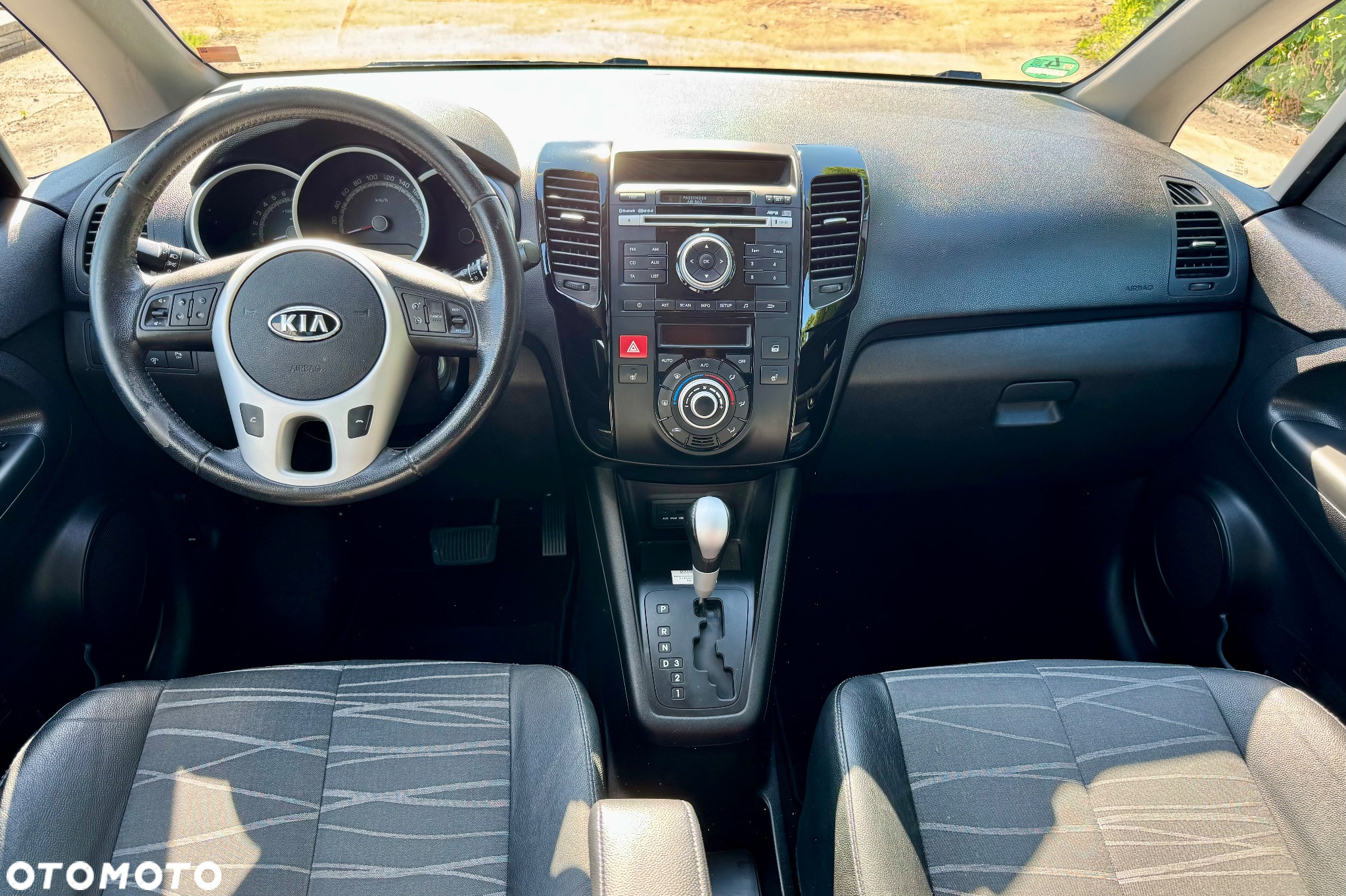 Kia Venga - 18